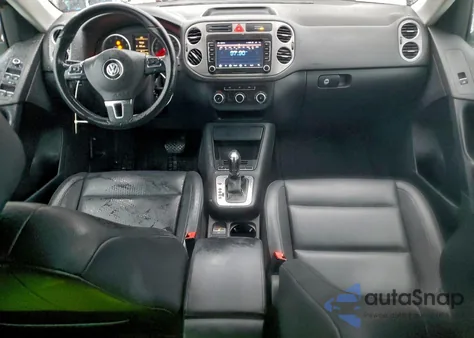 2011 Volkswagen Tiguan S z USA, uszkodzony, nr VIN WVGAV7AX1BW513392